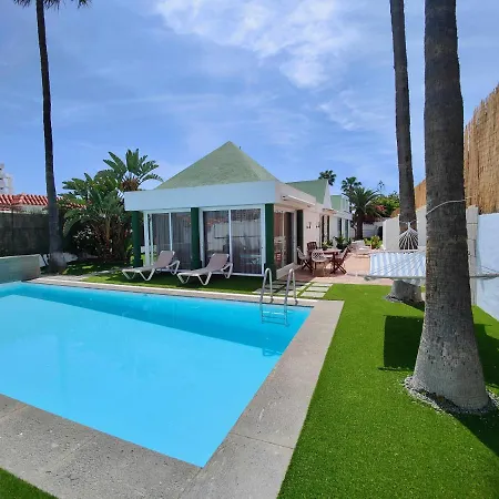 Nuria, Con Piscina Privada بيت للعطل *