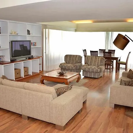 بيت للعطل Nuria, Con Piscina Privada