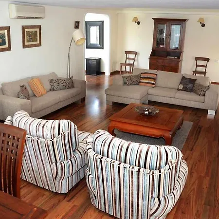 بيت للعطل Nuria, Con Piscina Privada *