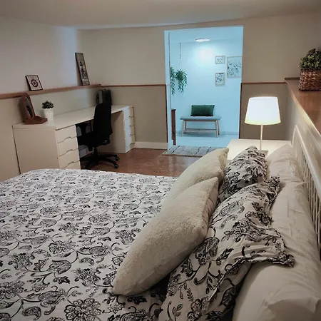 Nuria, Con Piscina Privada بيت للعطل